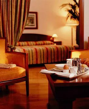 ****  Mercure Grand Hotel Alfa Luxemburgo Luxemburgo